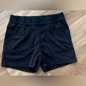 Title Nine athletic shorts sz 10